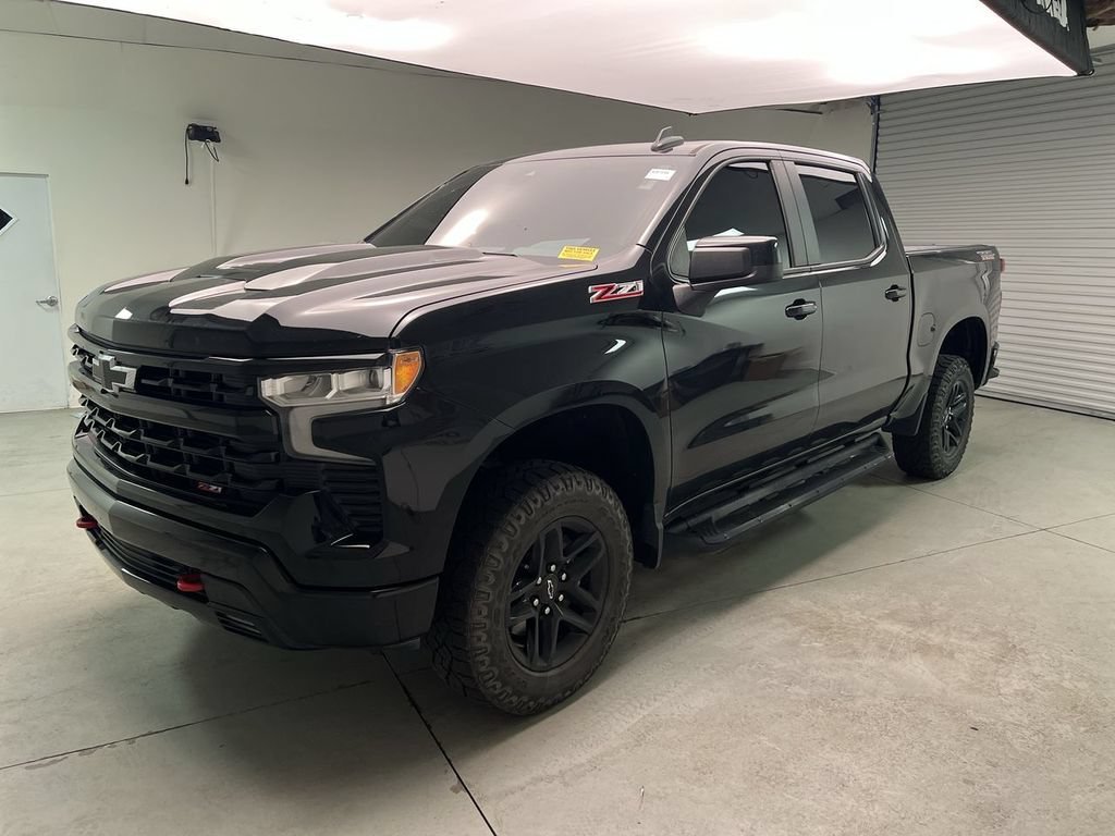Used 2022 Black Chevrolet LT Trail Boss image 4
