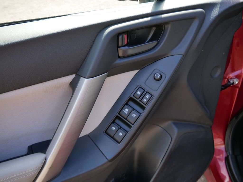 Used 2016 Red Subaru 2.5i image 15
