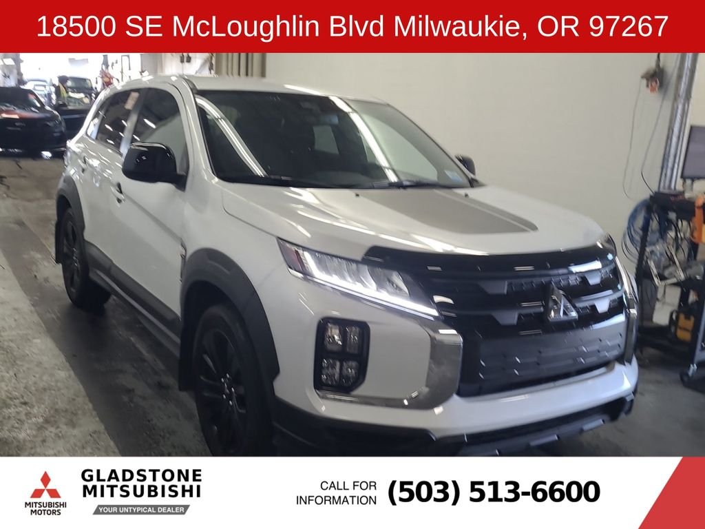 Used 2025 White Diamond Mitsubishi 2.0 Trail Edition image 1