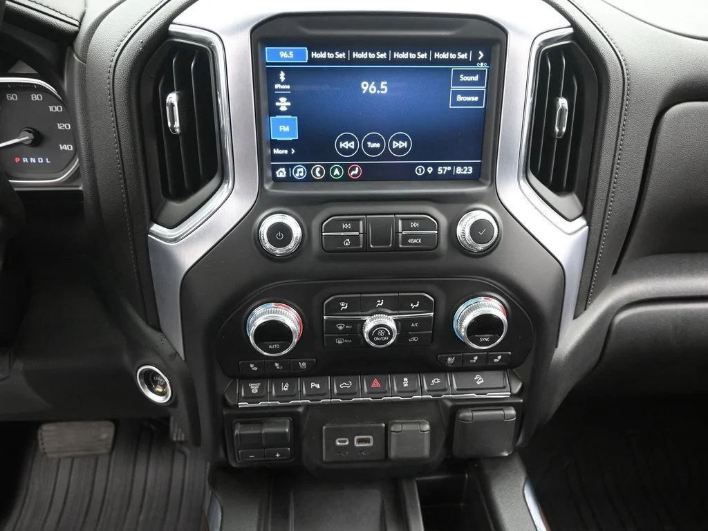 Used 2022 Red GMC SLT image 21