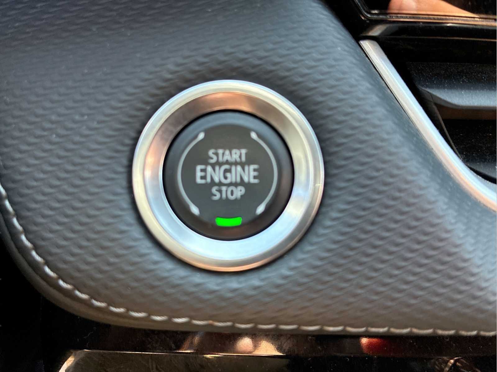 2025 Chevrolet Equinox LT - Photo 19