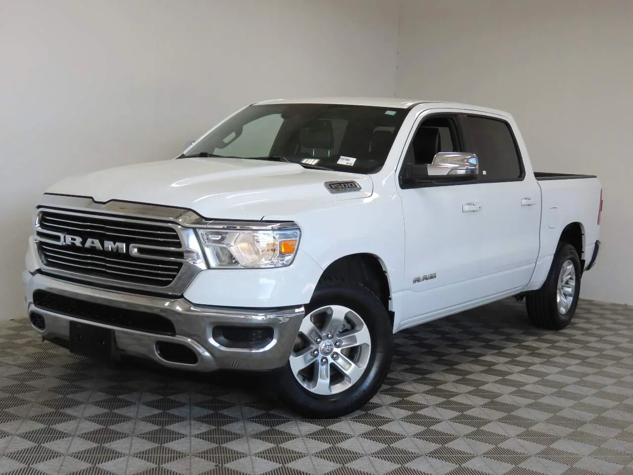 2024 RAM 1500 Pickup Laramie