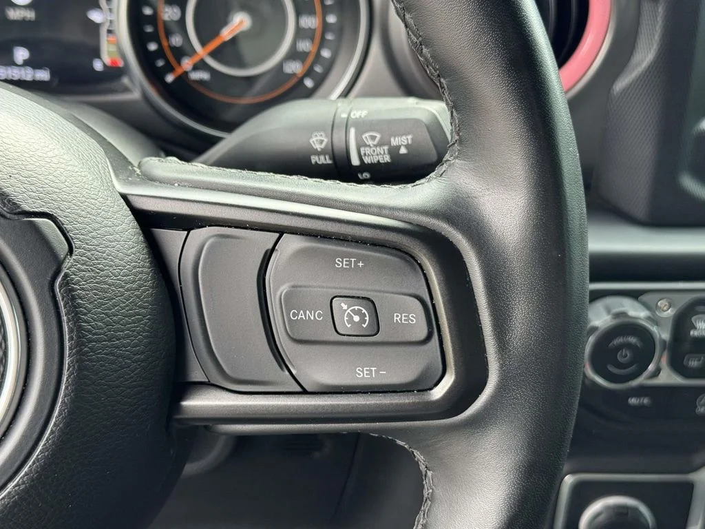 Used 2023 White Jeep Sport S image 21