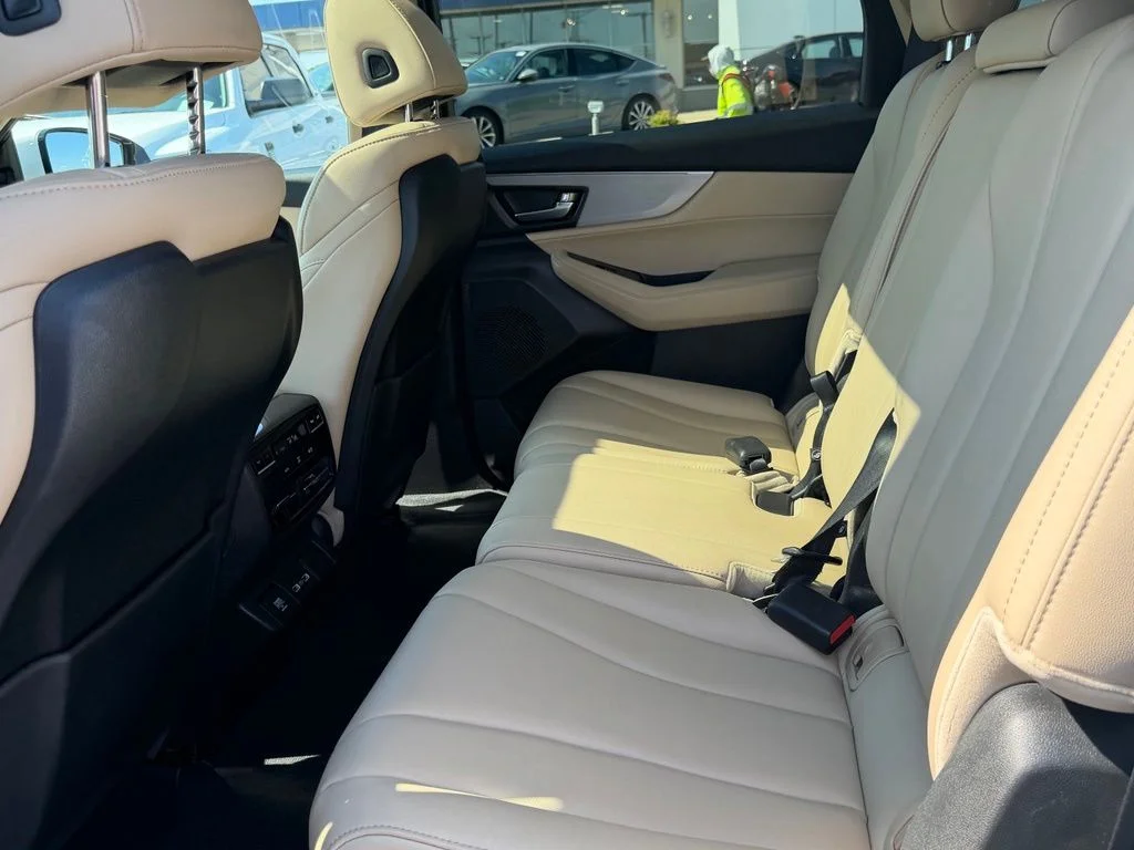 Certified Used 2023 White Acura 3.5L SH-AWD image 13