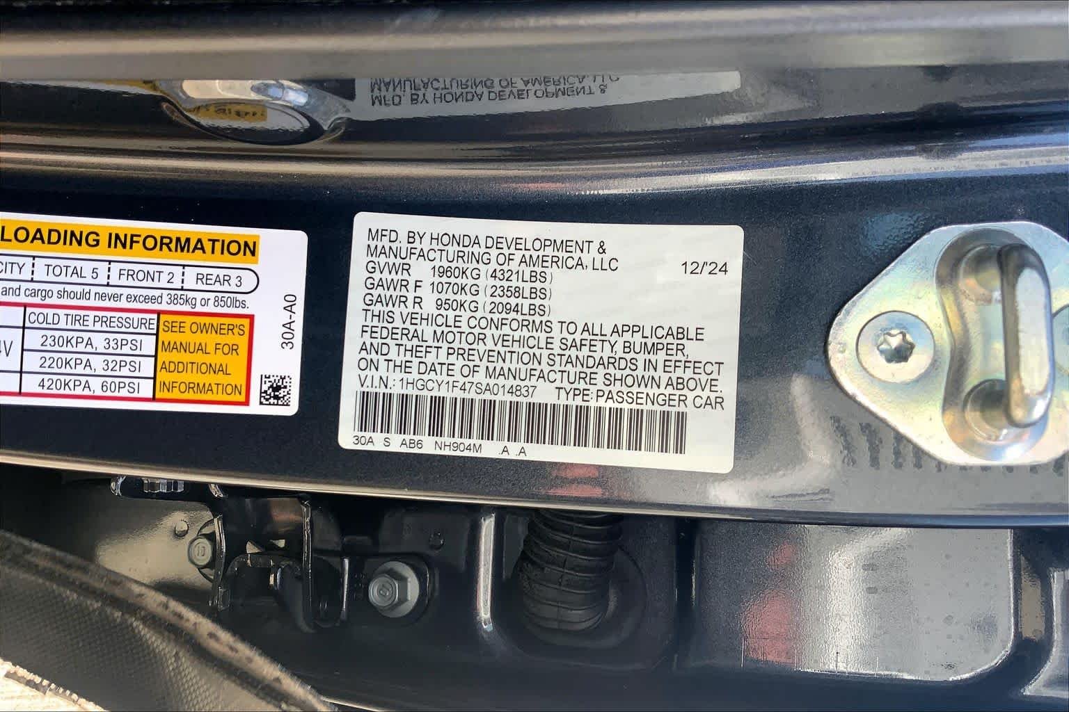 Used 2025 Meteorite Gray Metallic Honda SE image 31