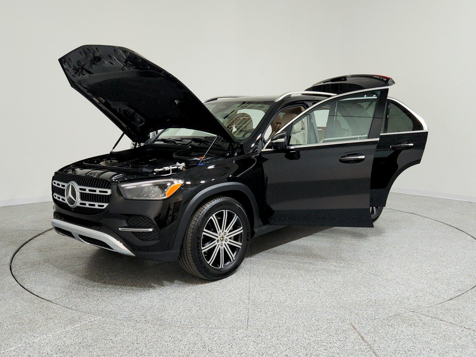 Certified Used 2025 Black Mercedes-Benz GLE 350 image 14