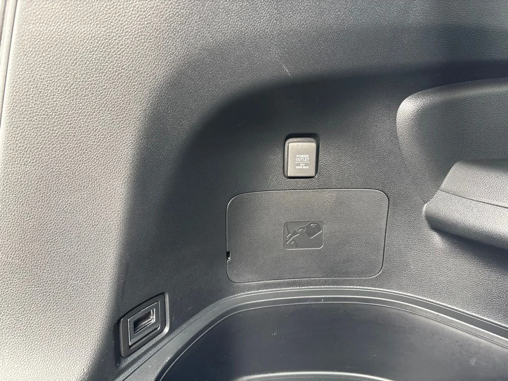 Used 2021 Black Honda EX-L image 28
