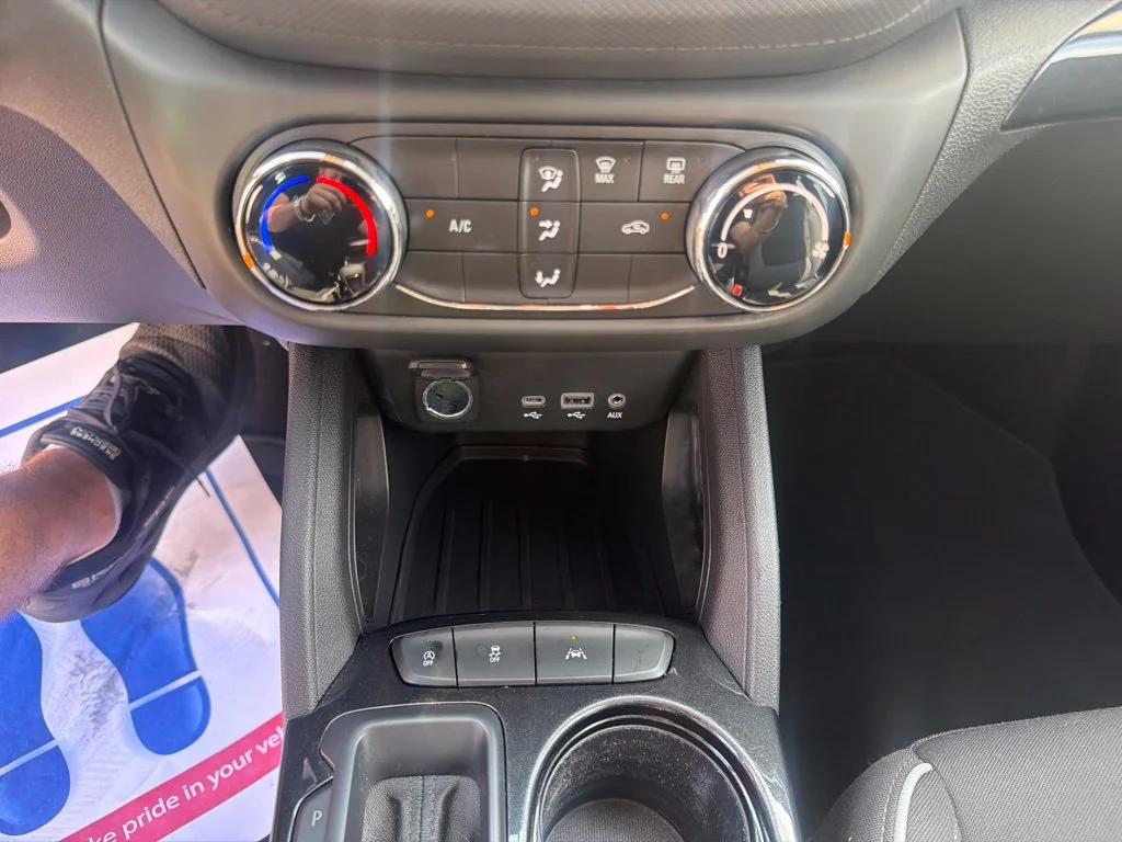 Certified Used 2021 Summit White Chevrolet LS image 33