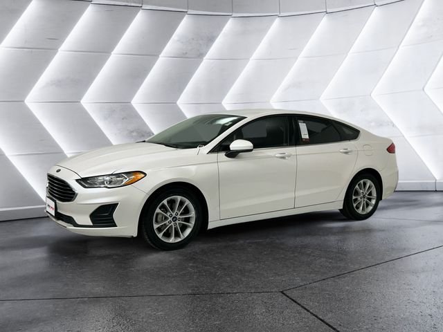 Used 2020 White Ford SE image 3