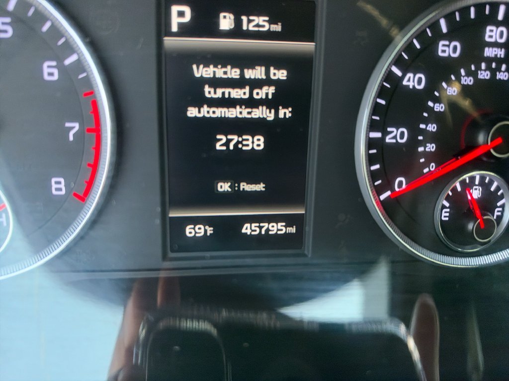 Used 2023 White Kia GT-Line image 19