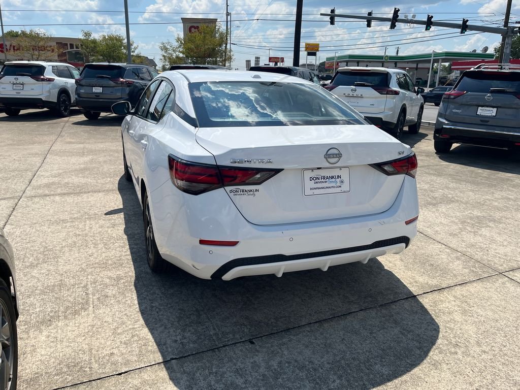 Used 2024 White Nissan SV image 3