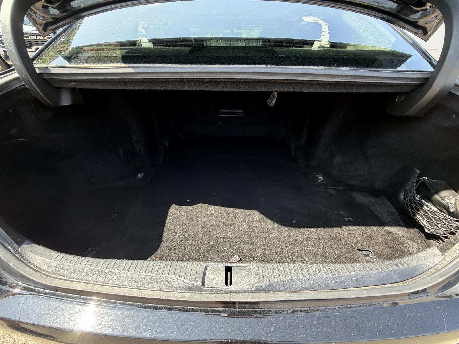Used 2013 Obsidian Lexus 4dr Sdn RWD image 17