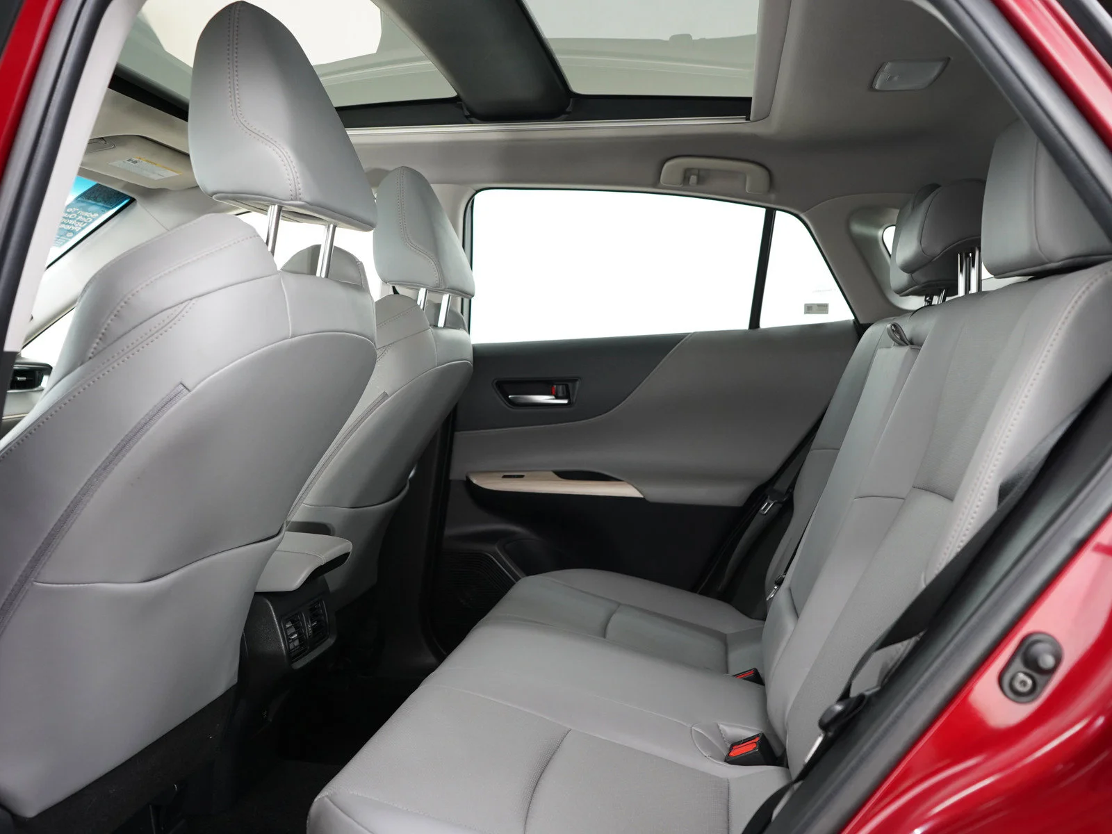 Used 2021 Pearl Toyota Limited image 16