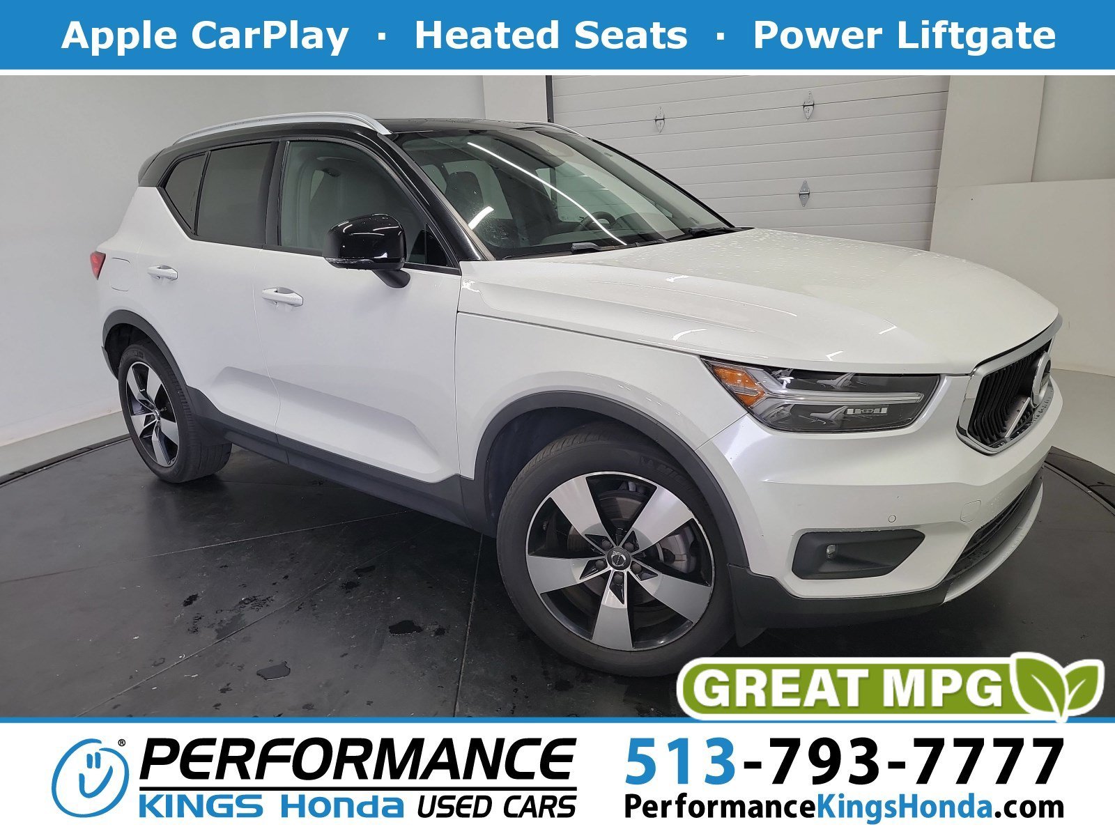 2021 Volvo XC40 T5 Momentum AWD's photo