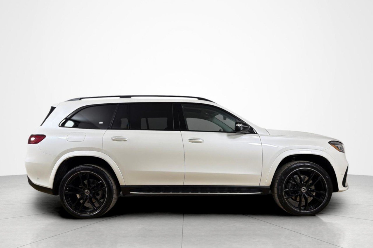 Certified Used 2024 MANUFAKTUR Diamond White Metallic Mercedes-Benz GLS 450 image 6