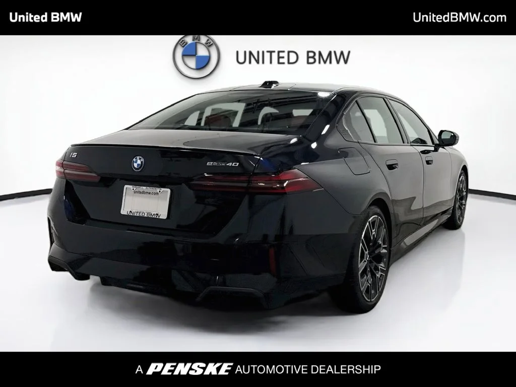 New 2027 Carbon Black Metallic BMW eDrive40 image 5