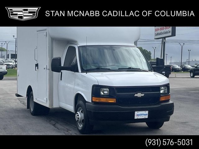 Pre-Owned 2017 Chevrolet Express Cutaway 3500 Work Van Rear Wheel Drive Regular Wheelbase