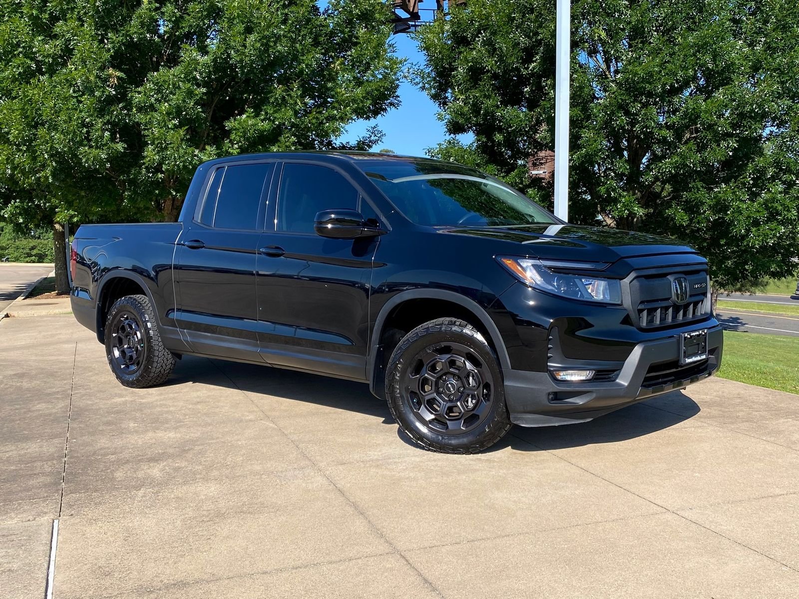 2025 Honda Ridgeline Sport+ AWD's photo