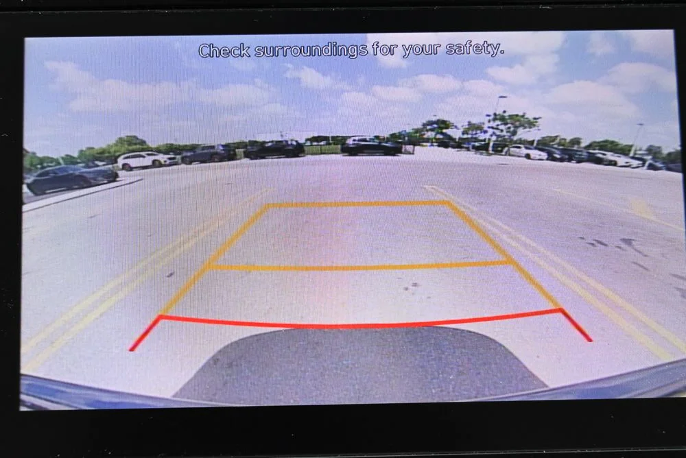 Used 2022 Black Hyundai SEL image 9