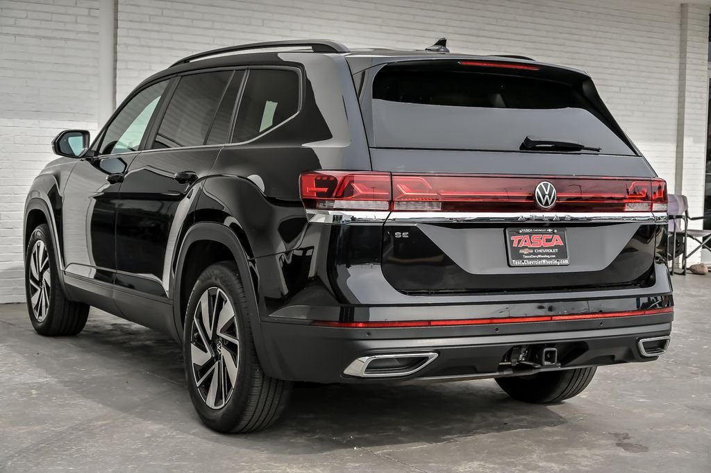 Used 2024  Volkswagen 2.0T SE w/Technology image 9