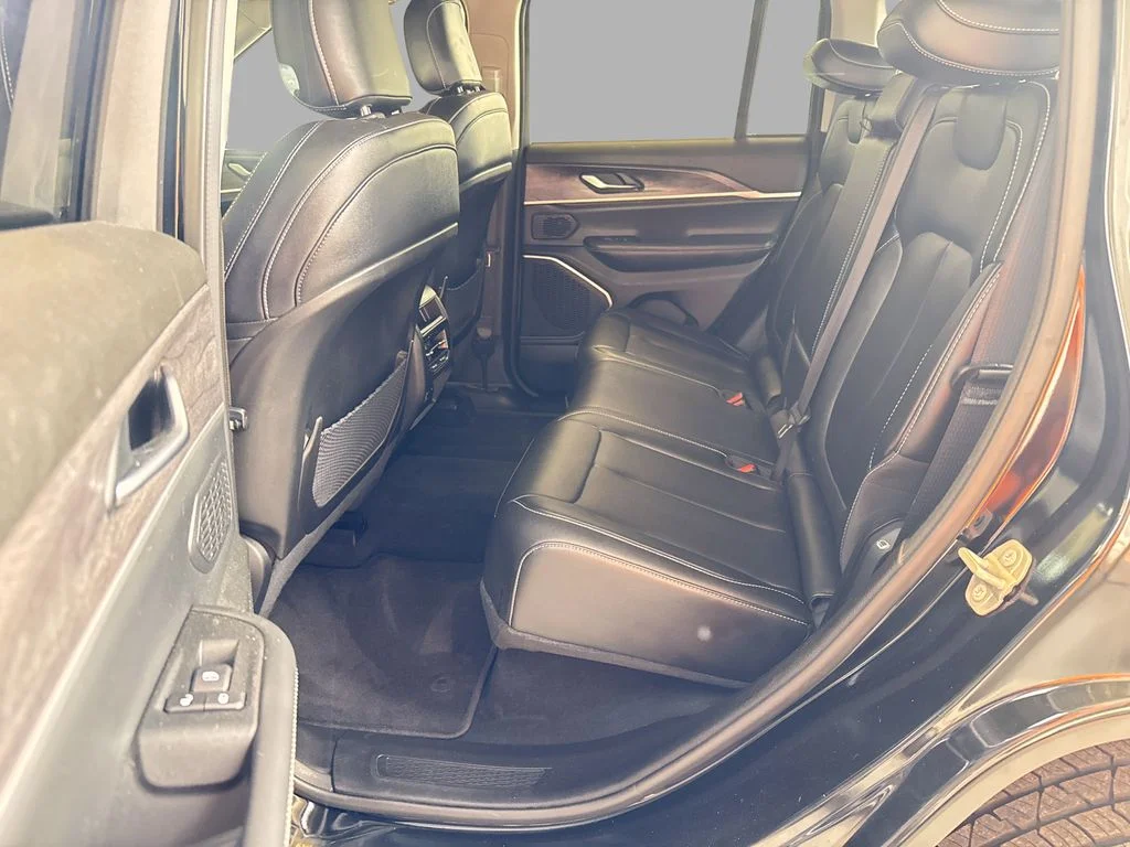 Used 2023 Black Jeep Limited image 9