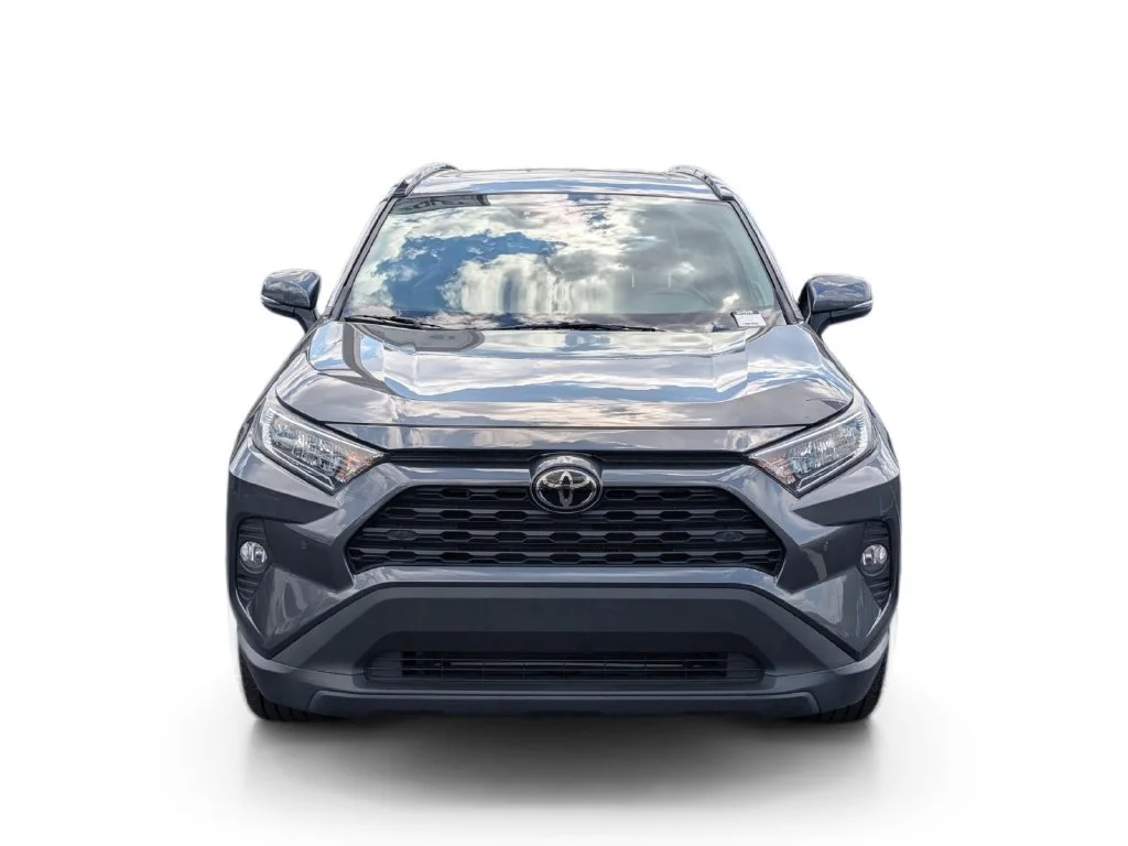 Used 2021 Magnetic Gray Met Toyota XLE Premium image 2