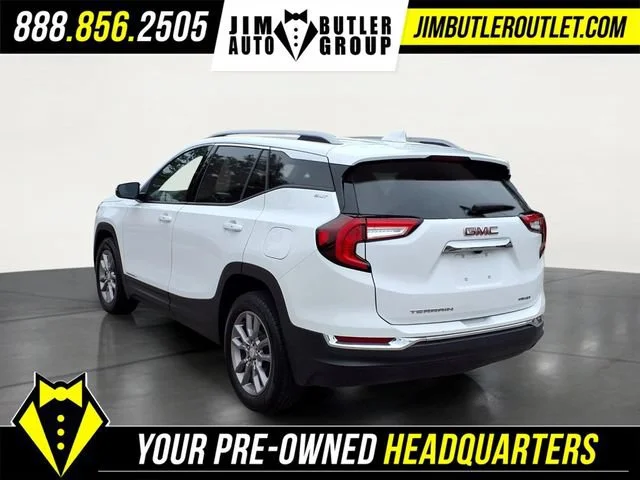 Used 2024 Summit White GMC SLT image 2