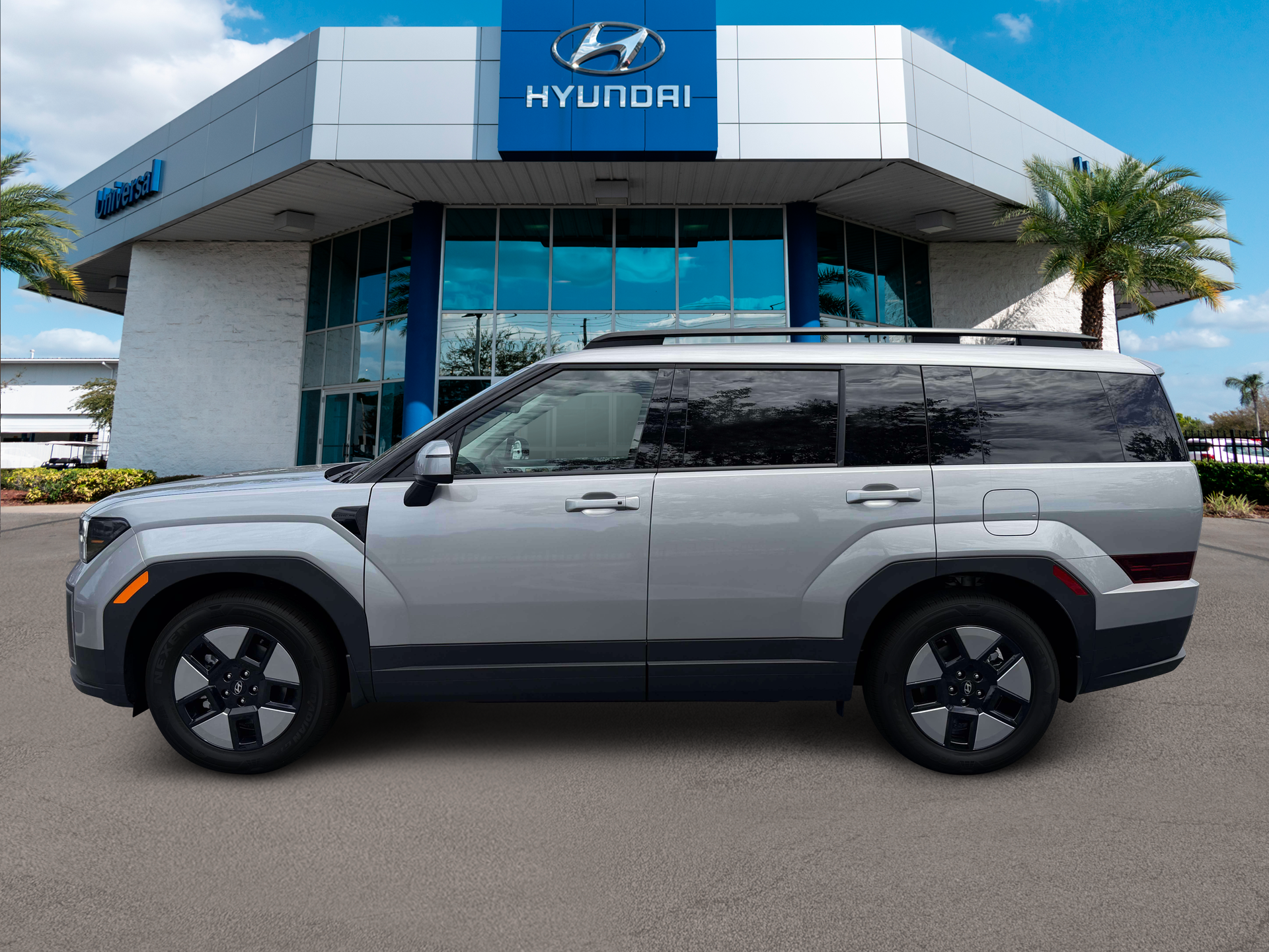 New 2027 Silver Hyundai SEL image 3