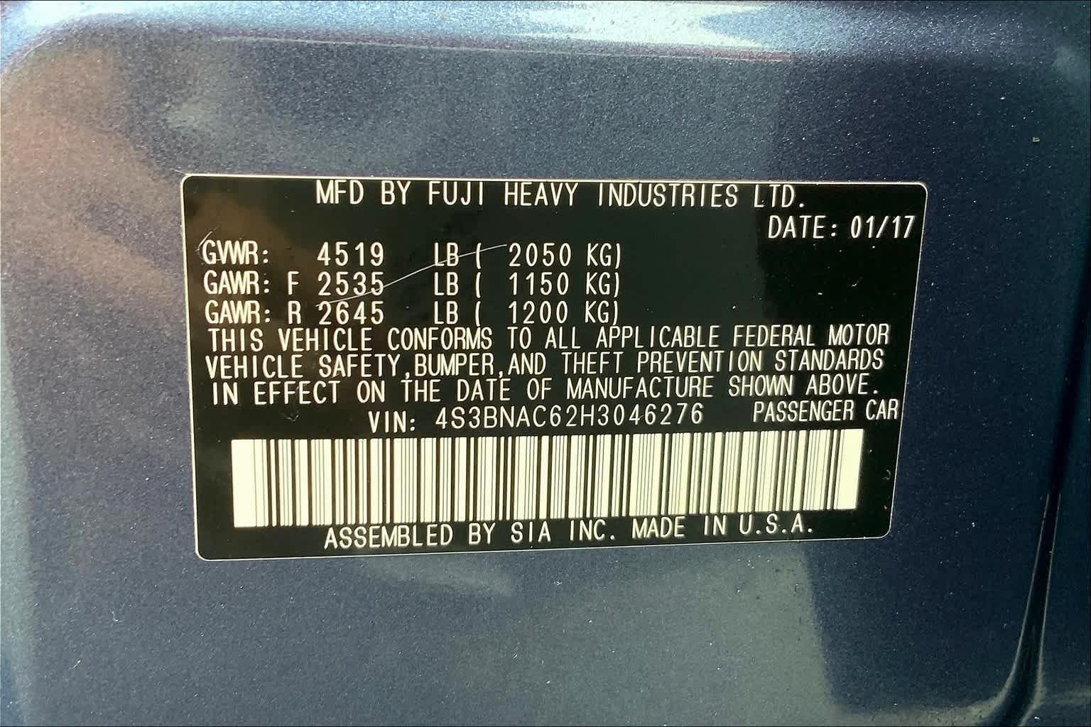 Used 2017 Twilight Blue Metallic Subaru Premium image 36