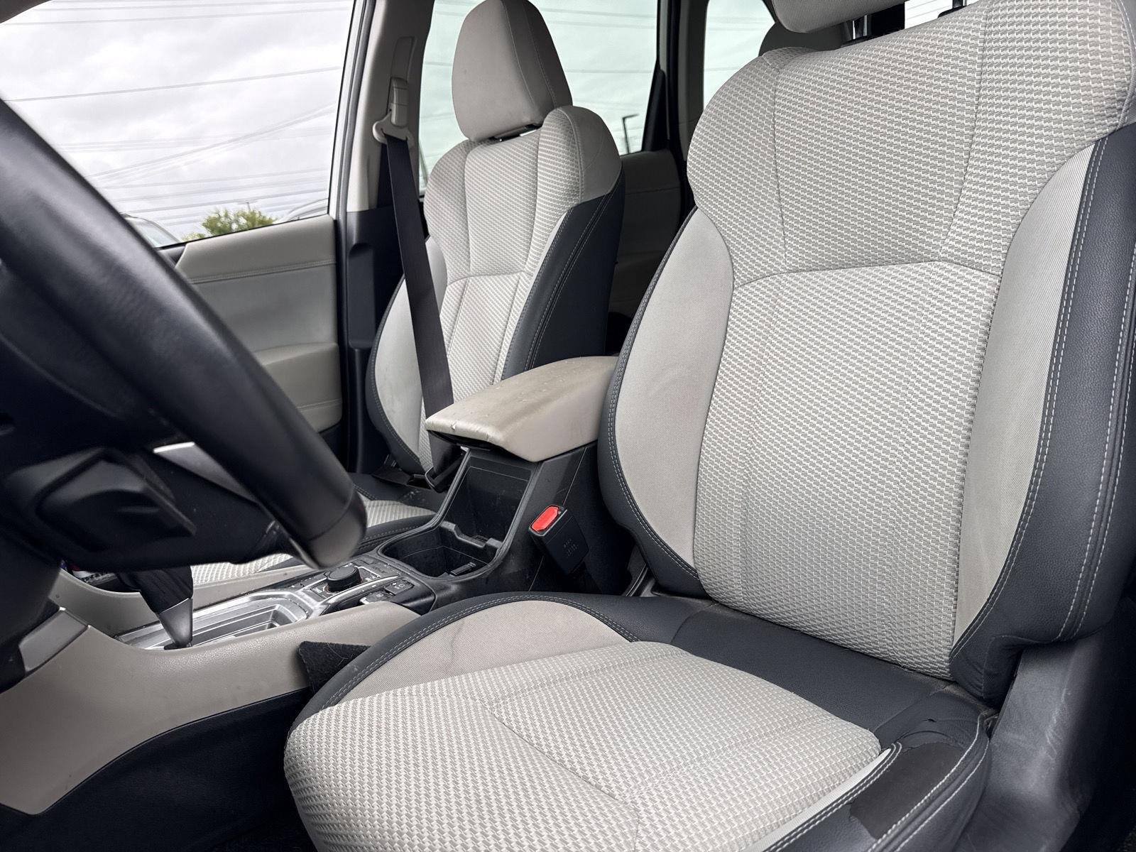 Used 2020 Crystal White Pearl Subaru Premium image 8