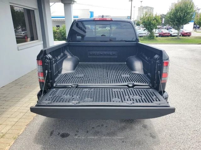 New 2026 Super Black Nissan Crew Cab SV image 5
