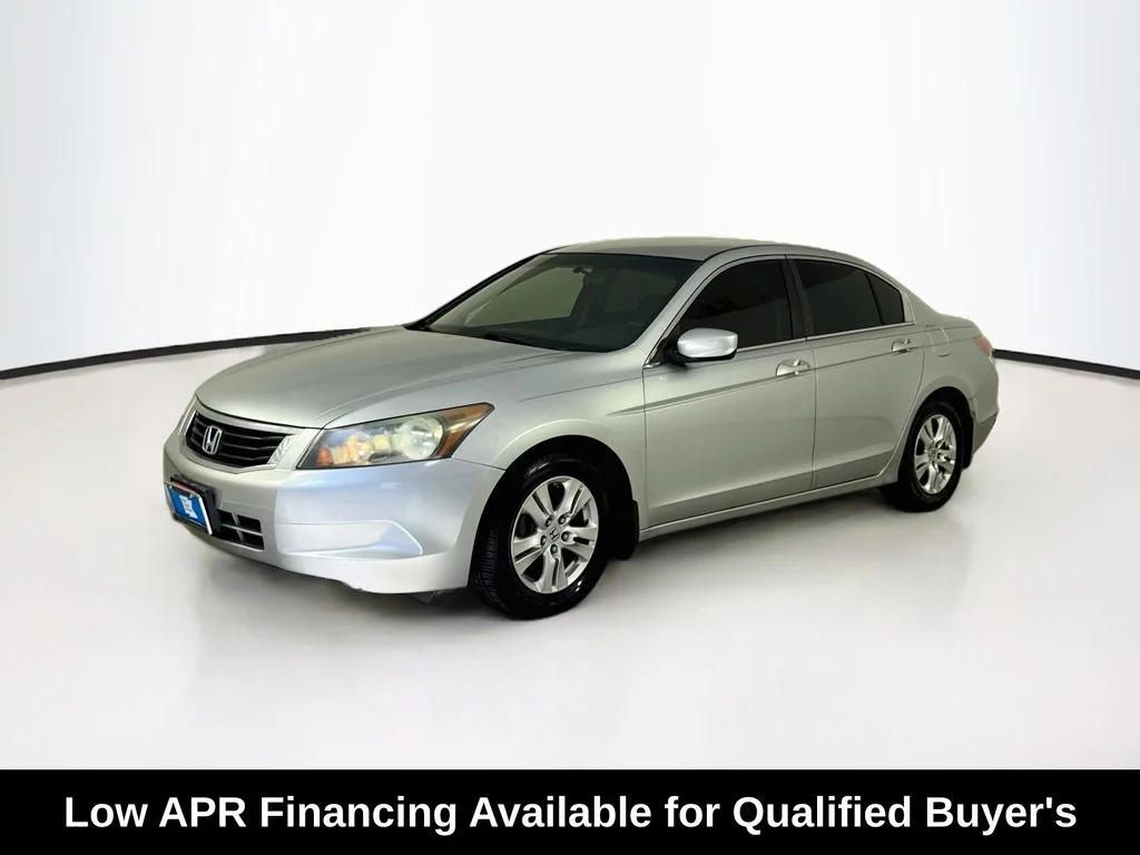 Used 2008 Silver Honda LX image 3