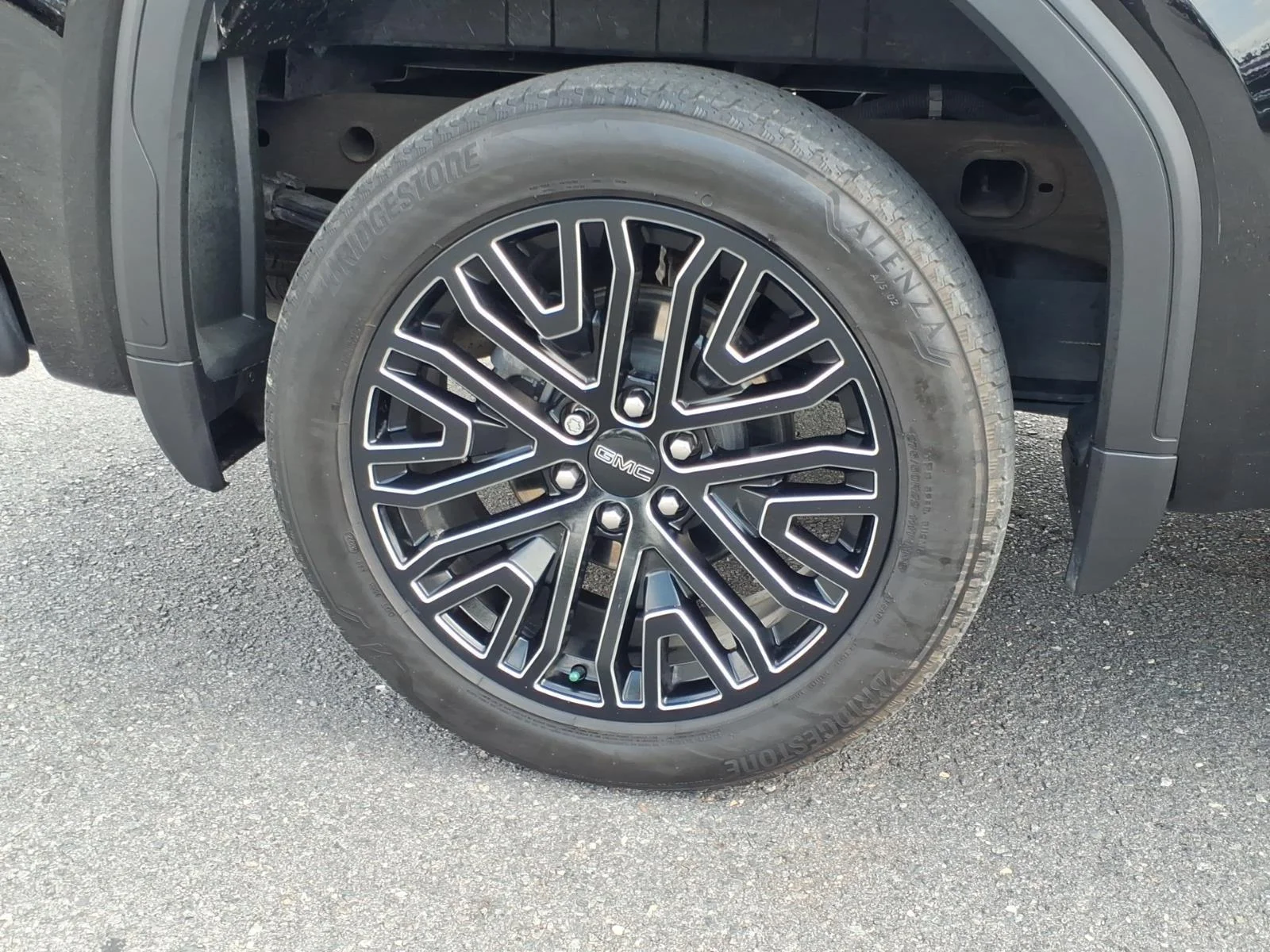 Used 2022 Onyx Black GMC Denali Ultimate image 14