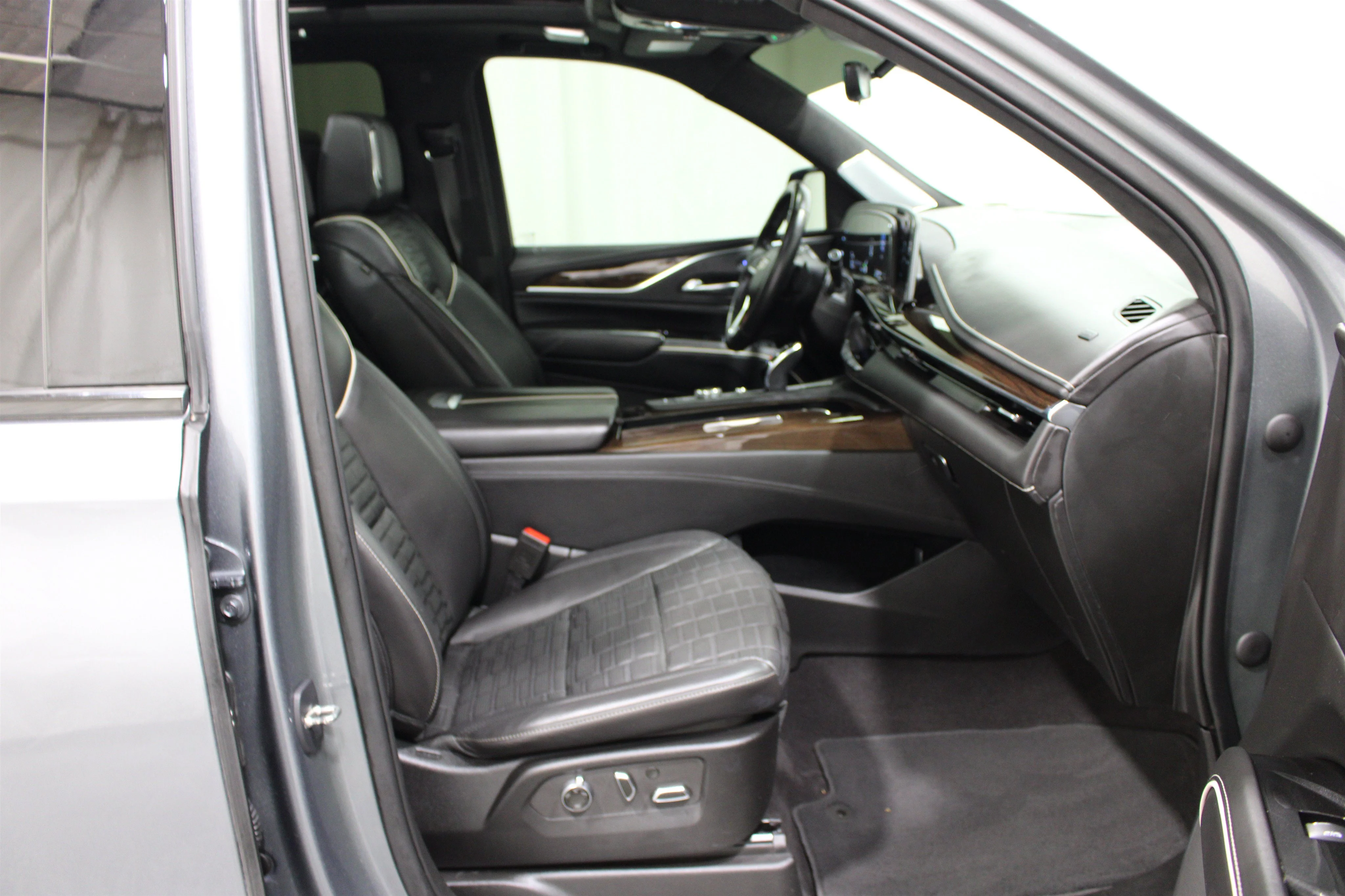 2022 Cadillac Escalade ESV Sport Platinum - Photo 30