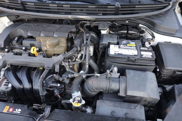 Used 2020 Clear White Kia LX image 39