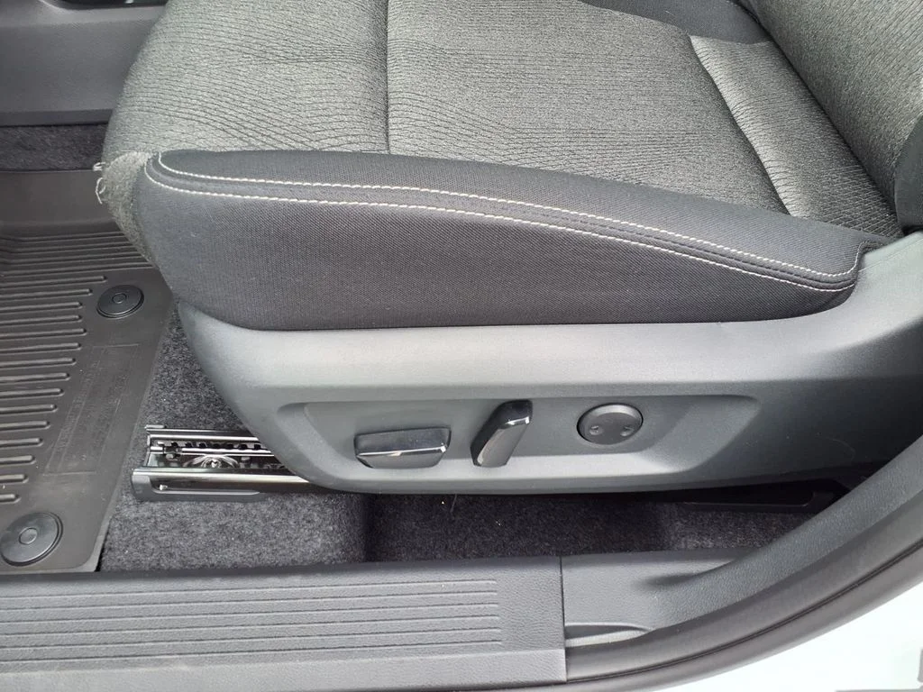 Used 2026 White Nissan SV image 22