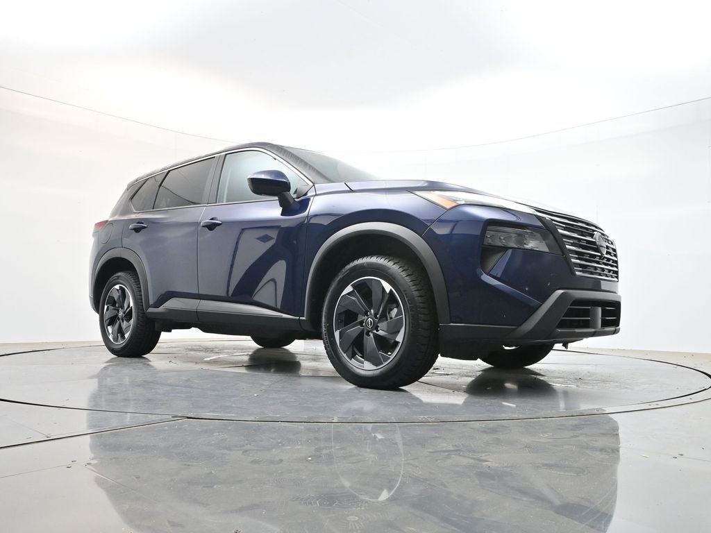 Used 2024 Deep Ocean Blue Nissan SV image 31