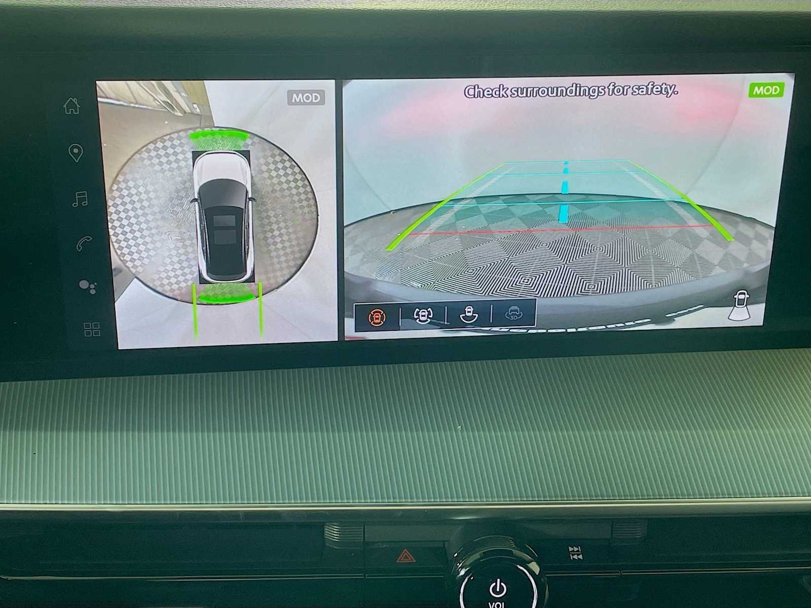 2025 Nissan Murano SL - Photo 12