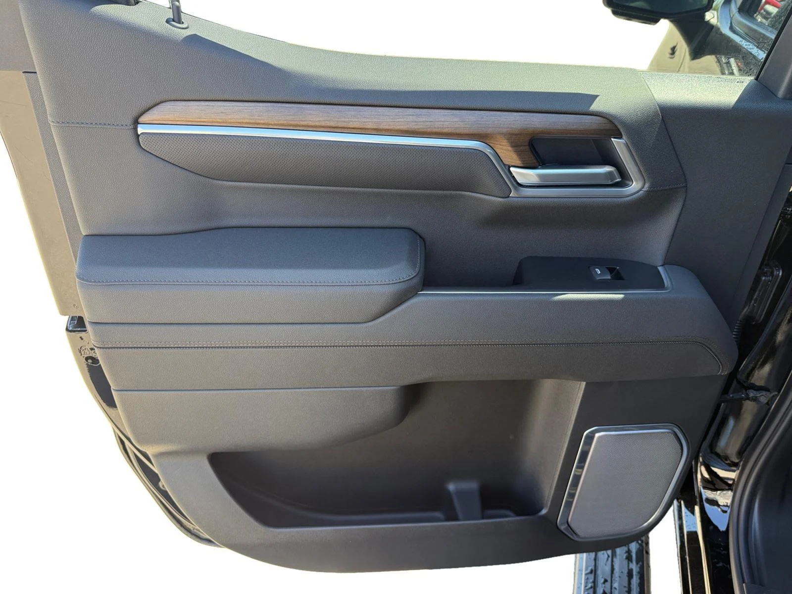 2026 Chevrolet Silverado 1500 High Country - Photo 21