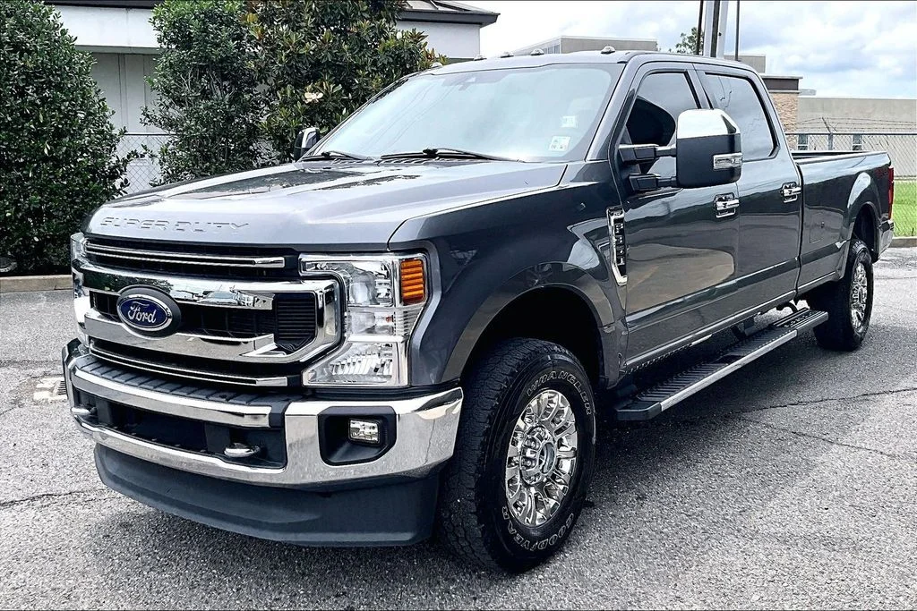 2021 Ford F-350 XLT 4x4 Crew Cab 6-1/2' Box SRW's photo