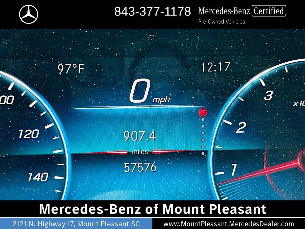Used 2021 Blue Mercedes-Benz GLB 250 image 12