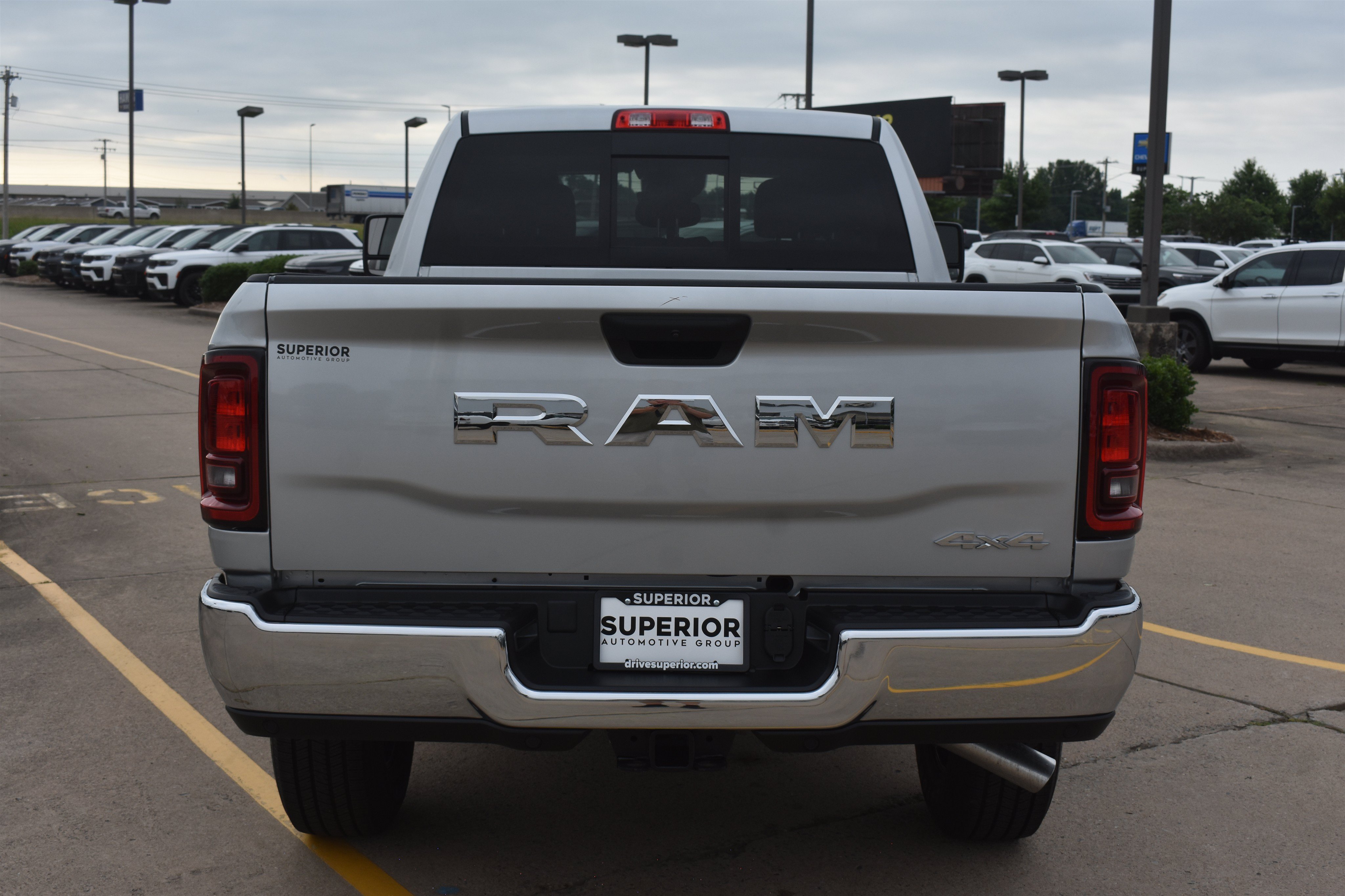 New 2026 Silver-Zynith Exterior Paint RAM Tradesman image 6