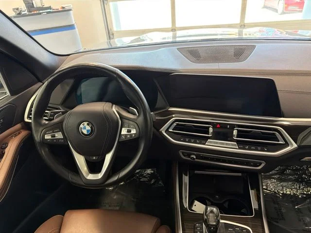 Used 2019 Blue BMW xDrive40i image 39