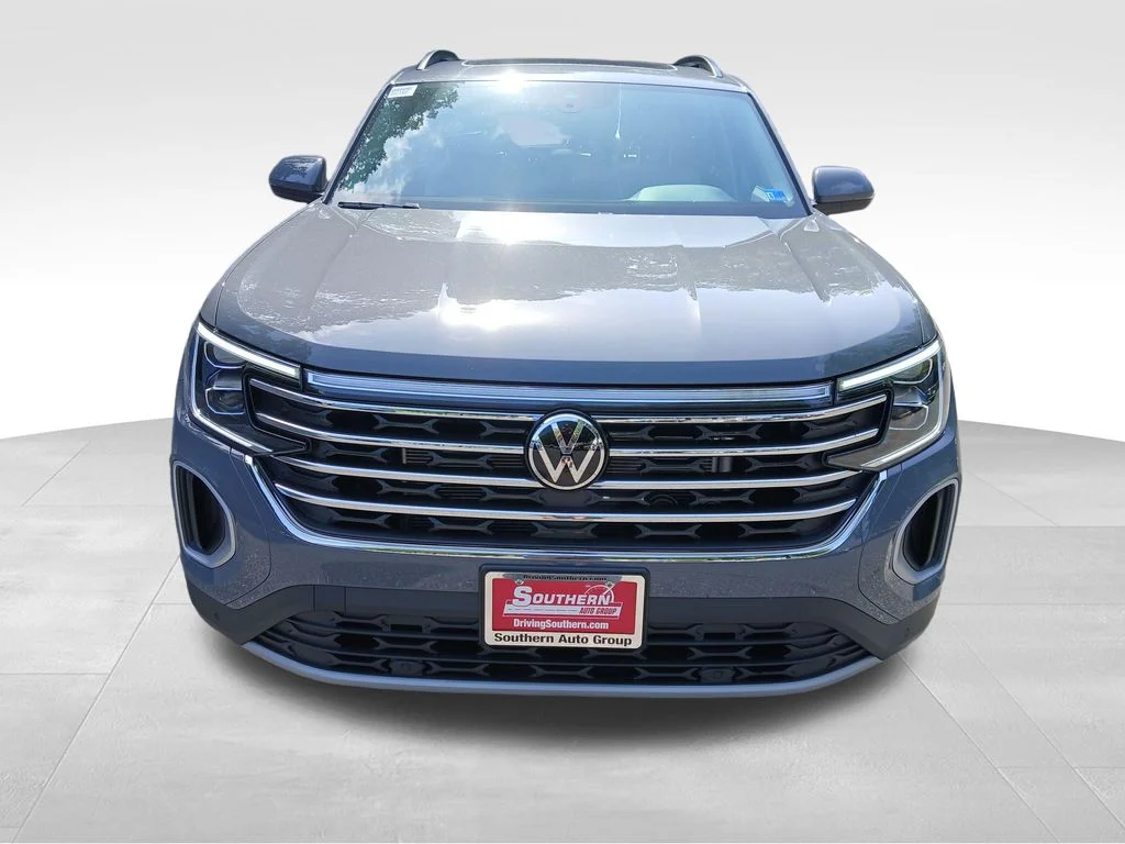 Used 2026 Gray Volkswagen SE w/Technology image 8