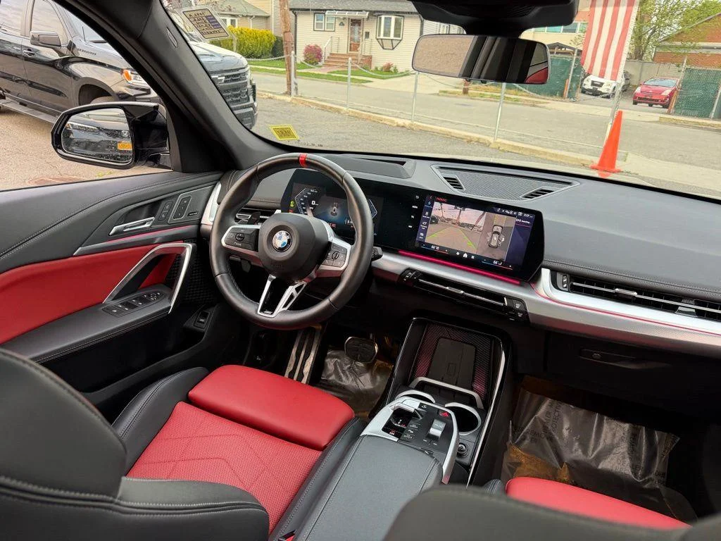 Used 2026 Silver BMW M35i image 19