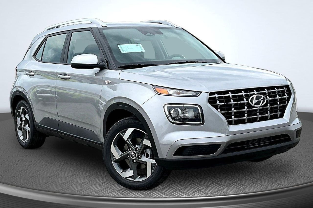 New 2026 Silver Hyundai SEL image 20