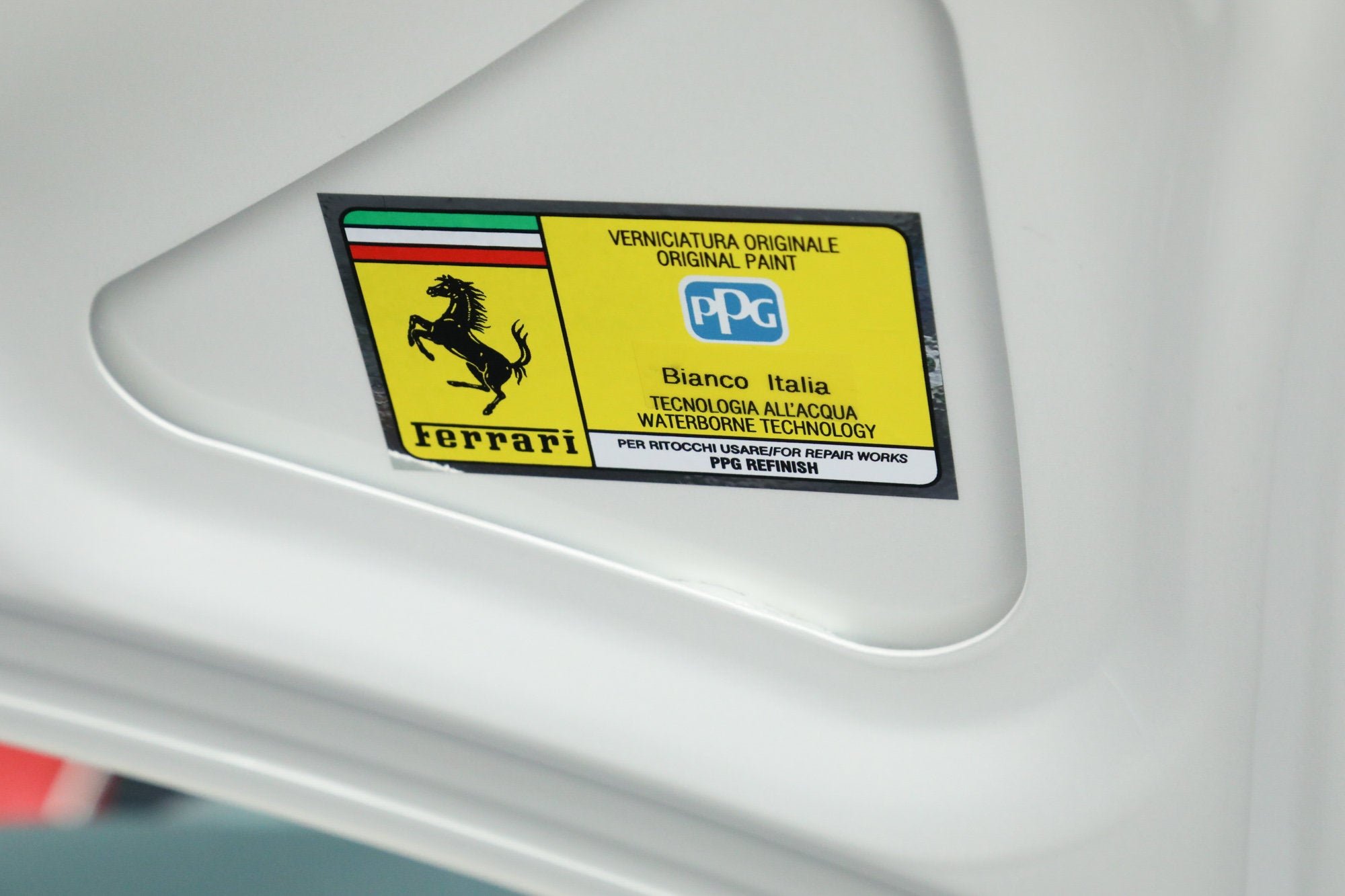 Certified Used 2025 Bianco Italia Ferrari  image 38