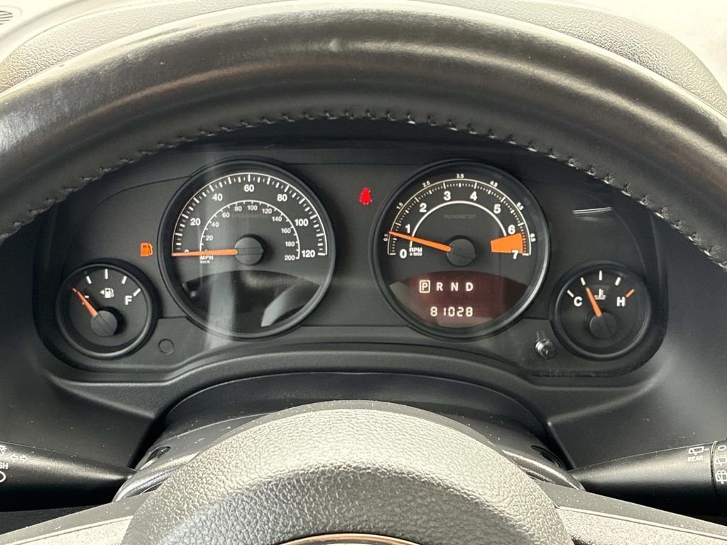 Used 2017 Gray Jeep Latitude image 24