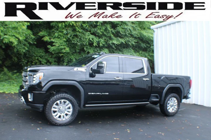 Certified Used 2022 Onyx Black GMC Denali image 4