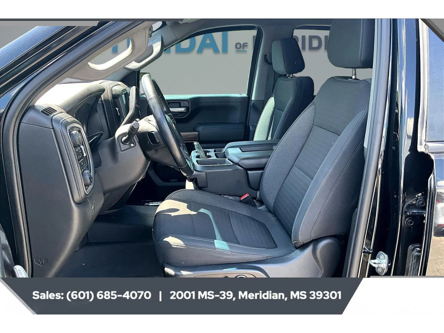 Used 2021 MOSAIC BLACK METALLIC Chevrolet LT image 18